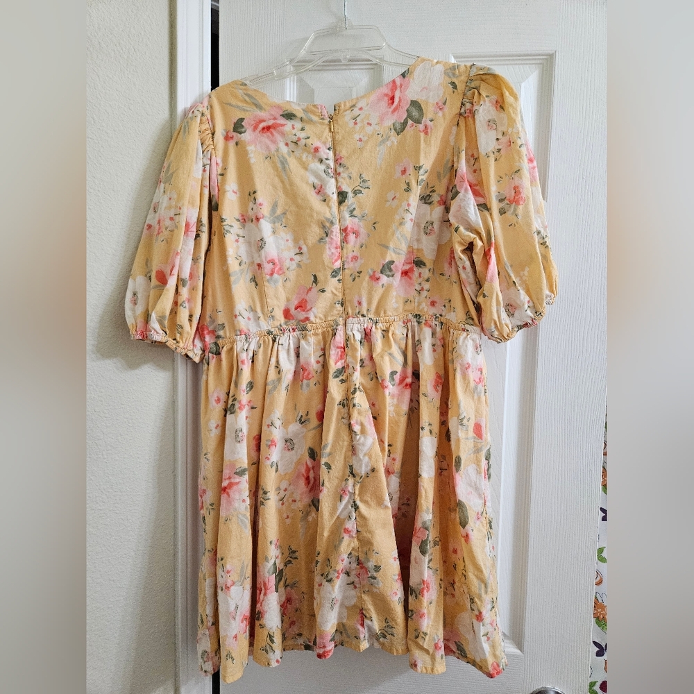 Abercrombie Deep V Neckline Floral Mini Dress - Picture 7 of 10